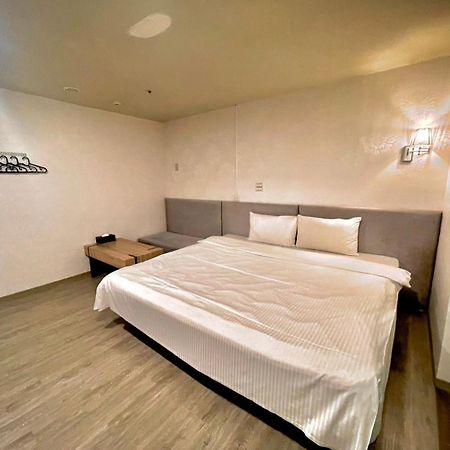 Walker Hotel - Zhengyi 2 타이베이 외부 사진