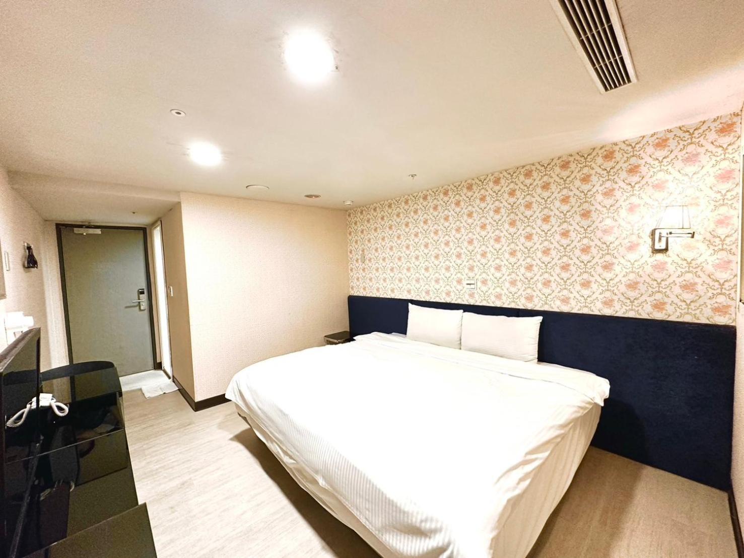 Walker Hotel - Zhengyi 2 타이베이 외부 사진