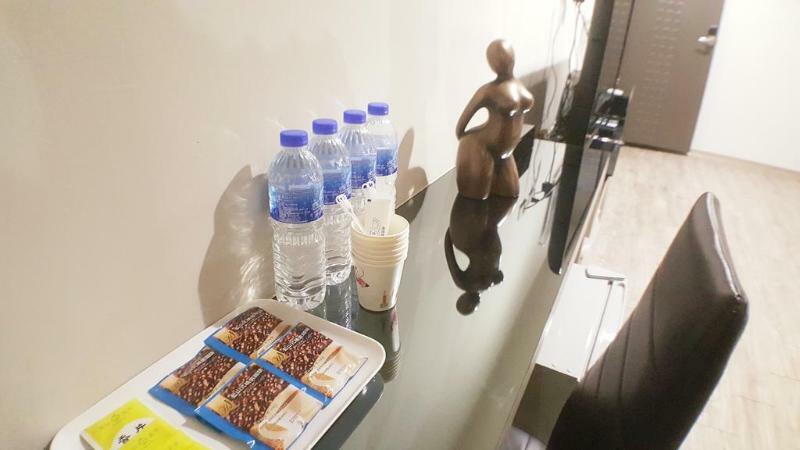 Walker Hotel - Zhengyi 2 타이베이 외부 사진